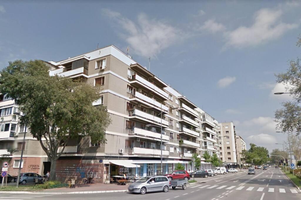 Center, Private Garage, Danube & Fortress, 3 Bdrm 2 Bath Novi Sad Exteriör bild